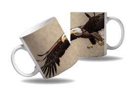Caneca Presente Aves Rapina Águia Real Paisagem Céu Voô Caneca Presente Aves Rapina Águia Real Paisagem Céu Voô