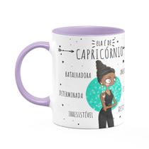 Caneca Signos Cartoon - Ela é de Capricórnio - B-lilac - M2 Caneca Signos Cartoon - Ela é de Capricórnio - B-lilac - M2