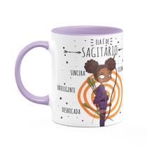 Caneca Signos Cartoon - Ela é de Sagitário - B-lilac - M2 Caneca Signos Cartoon - Ela é de Sagitário - B-lilac - M2