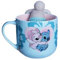 Caneca Stitch E Angel Namorados Com Boneco Infusor De Chá Cerâmica Oficial Disney