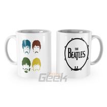 Caneca The Beatles Logo Rostos Cartoon - Decora Geek