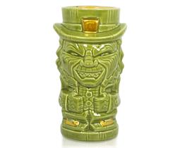 Caneca Tiki Geeki Tikis Leprechaun Filme de terror de 530 ml em cerâmica Caneca Tiki Geeki Tikis Leprechaun Filme de terror de 530 ml em cerâmica