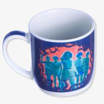 Caneca Urban Stranger Things