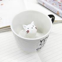 Caneca xícara cerâmica com gatinho dentro 3D