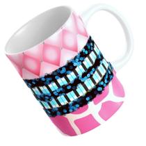 Canecas florais, borboletas e miscelânea