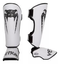 Caneleira de Proteção Muay Thai MMA Venum Giant Brasil Branco