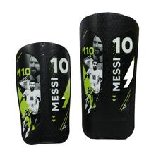 Caneleiras de Futebol Alpha Soccer - Leve - Tamanhos M/L - Design Leo Messi