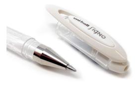 Caneta Gel Signo Angelic Color BRANCA Dermatológica Uni-ball