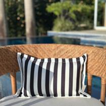 Capa Almofada Listras Impermeável Área Externa 45x30 Preta
