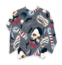 Capa Barbeiro Estampa Barbearia e Caveira Cetim 156x146cm Capa Barbeiro Estampa Barbearia e Caveira Cetim 156x146cm