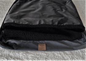 CAPA Cama Cave M 60X60