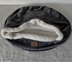 CAPA Cama Cave M 60X60