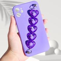 Capa Capinha Compatível iPhone 7 / 8 / Se 2020 / 7 Plus / 8 Plus / XR / 11 / 12 / 13 Silicone Aveludada Com Corrente - Cental Cell