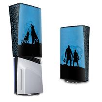 Capa Compatível PS5 Pro Anti Poeira Vertical - God of War Ragnarok Edition