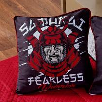 Capa de Almofada Avulsa Samurai Guerreiro Warrior 45cm x 45cm - Estampa Digital com Viés Infantil Juvenil Menino Capa de Almofada Avulsa Samurai Guerreiro Warrior 45cm x 45cm - Estampa Digital com Viés Infantil Juvenil Menino