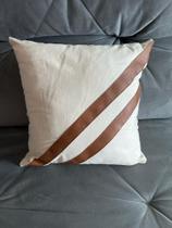 Capa de Almofada Couro e Algodão 45x45