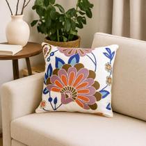 Capa de Almofada em Linho Bordada Luxo Decorativa 43x43 cm