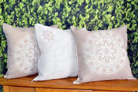 Capa de Almofada Jacquard Rústico Dupla Face - Catarine Capa de Almofada Jacquard Rústico Dupla Face - Catarine