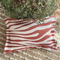 Capa de almofada linhao zebra terracota c/ abas - 45 x 30 cm