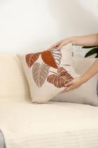 Capa de Almofada Mari Folhas Terracota - 43x43