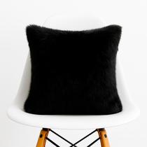 Capa de Almofada Pelúcia Pelo Curto Luxo Soft Preta Para Sofá Novadecora