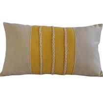 Capa de almofada retangular detalhes macramê - 50 x 30 cm