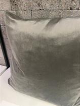 Capa de almofada Sued cinza escuro