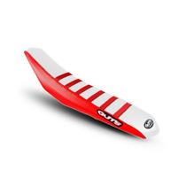 Capa de Banco GUTS Gas Gas -Lado Vermelho, Centro Branco com Friso Vermelho Capa de Banco GUTS Gas Gas -Lado Vermelho, Centro Branco com Friso Vermelho