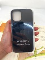 Capa de celular compatível com iPhone 12 e 12 Pro Normal Aveludadas