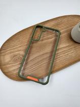 Capa de celular transparente com bordas emborrachada colirida compativel diversos modelos ref qwj