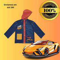Capa de Chuva Infantil com Capuz Estampada Fast Machine Carros Impermeável Azul e Vermelho