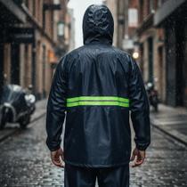 Capa De Chuva Motoqueiro Com Faixa Refletiva E Capuz Capa De Chuva Motoqueiro Com Faixa Refletiva E Capuz