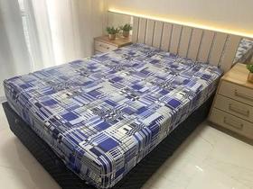 Capa De Colchão Queen Gorgurão com Ziper 2,00 Cm X 1,60 Cm Estampado