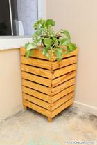 Capa de Madeira para Botijão de Gás 70cm com Espaço para Filtro