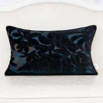 Capa de travesseiro Alerfa Black Cut Velvet Maple Leaf 30x50cm
