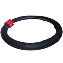 Capa De Volante Confort Preta Com Costura Vermelha Universal