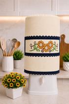 Capa Galão Água 20L Palha Girassol Bordado Ponto Cruz Tergal Algodão Decora Cozinha Capa Galão Água 20L Palha Girassol Bordado Ponto Cruz Tergal Algodão Decora Cozinha
