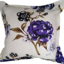 Capa Gorgurinho Decorativa p/ Almofada 43x43cm Floral Roxa Com Abas Capa Gorgurinho Decorativa p/ Almofada 43x43cm Floral Roxa Com Abas
