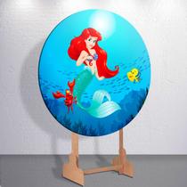 Capa Grande e Mini Painel Sereia Princesa Litle Redondoda Estampa Sublimada Festa Infantil Capa Grande e Mini Painel Sereia Princesa Litle Redondoda Estampa Sublimada Festa Infantil