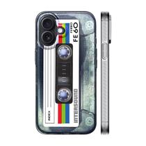 Capa KIOMY para iPhone 16 com design de fita cassete 3D retrô Capa KIOMY para iPhone 16 com design de fita cassete 3D retrô