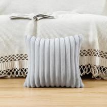Capa P/ Almofada Pelúcia Wave Soft 2 lados - 40 X 40 CM Capa P/ Almofada Pelúcia Wave Soft 2 lados - 40 X 40 CM