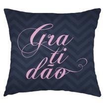 Capa Para Almofada Frase Gratidão Corações Grid Rosa Fundo Cinza 45x45cm