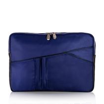 Capa para laptop McKlein Crescent 14" com acabamento em couro repelente à água Capa para laptop McKlein Crescent 14" com acabamento em couro repelente à água