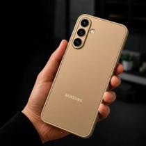 Capa Premium Lumme Aveludada Para Samsung A56 Com bordas elevadas para Proteção de Câmeras Capa Premium Lumme Aveludada Para Samsung A56 Com bordas elevadas para Proteção de Câmeras