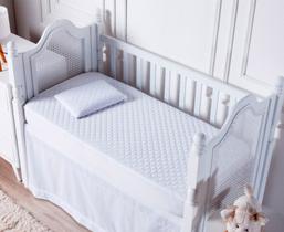 Capa Protetor De Colchão Berço Americano Impermeável 130x70 Branco Capa Protetor De Colchão Berço Americano Impermeável 130x70 Branco