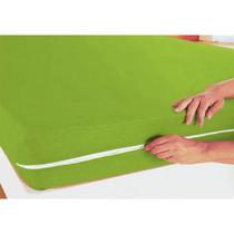 Capa Protetora De Colchão Solteiro Em Tecido Poliester Capa Protetora De Colchão Solteiro Em Tecido Poliester