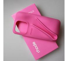 Capa Silicone Rhode com Batom iPhone 15
