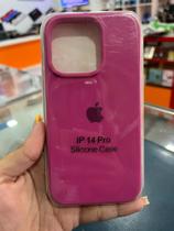 Capa Silicone Rosa Antiderrapante iPhone 14 Pro Encaixe Exato