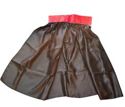 Capa Vampiro Infantil Preta Com Gola Vermelha Fantasia 75Cm