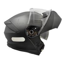 Capacete Escamoteável Xtroy Articulado Robocop C Óculos Fumê Capacete Escamoteável Xtroy Articulado Robocop C Óculos Fumê